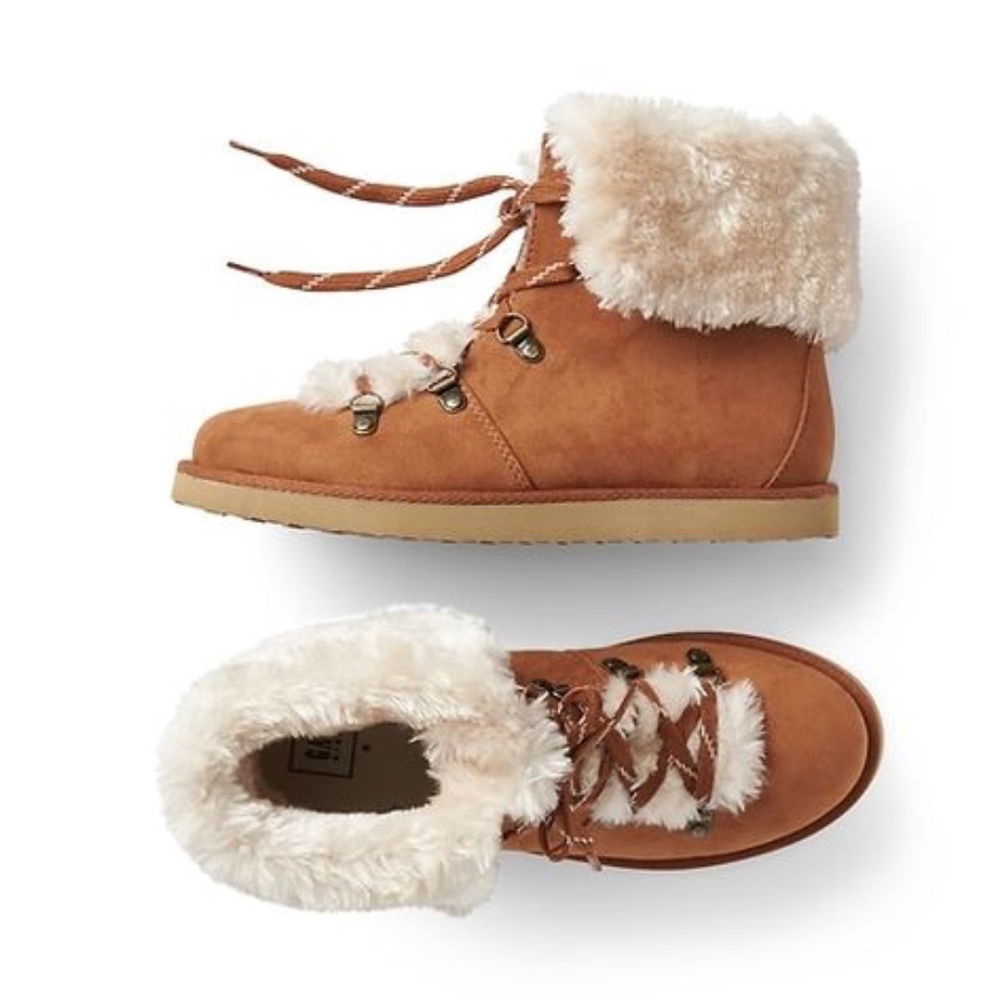 Gap kids faux suede brown boots with faux fur